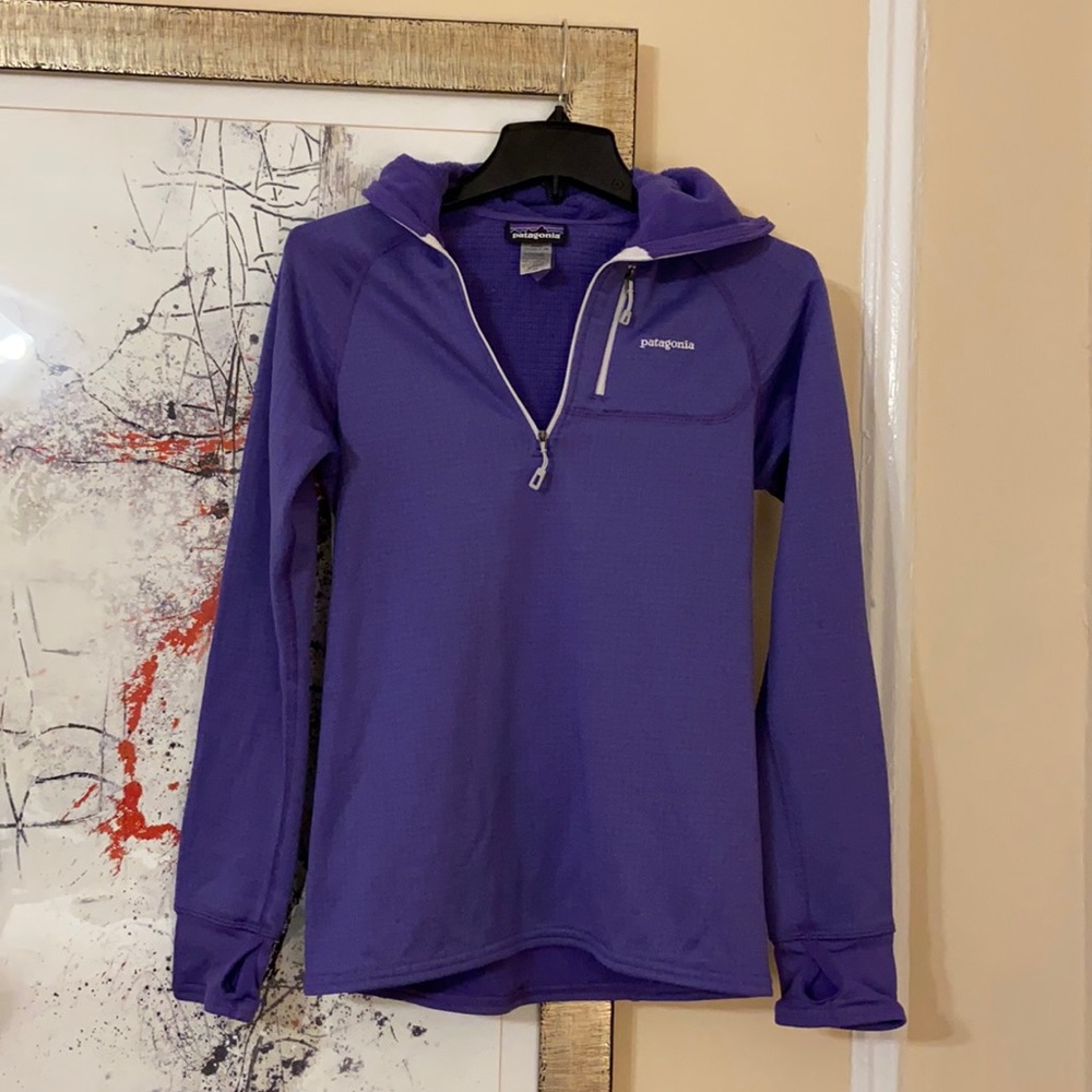 0821 Patagonia - 1/4 Zip Fleece Pullover Hoodie 😍